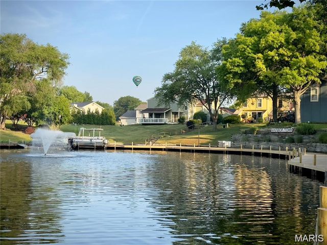 75 Schooner Lane 5, Lake St Louis, MO 63367