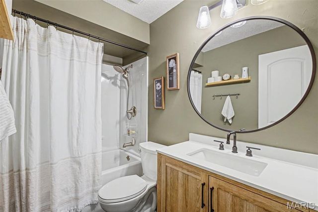 75 Schooner Lane 5, Lake St Louis, MO 63367