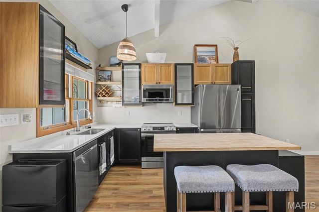 75 Schooner Lane 5, Lake St Louis, MO 63367