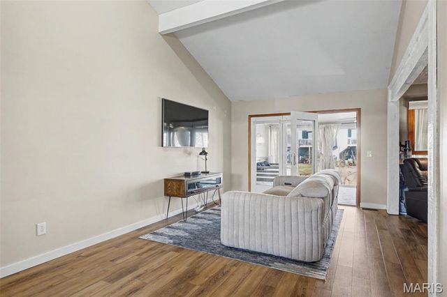 75 Schooner Lane 5, Lake St Louis, MO 63367