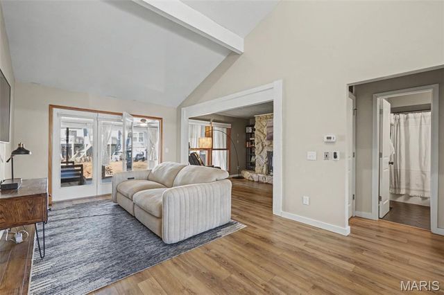 75 Schooner Lane 5, Lake St Louis, MO 63367