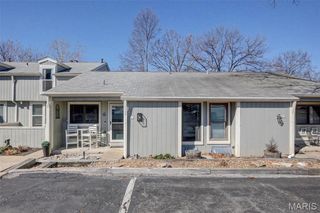 75 Schooner Lane 5, Lake St Louis, MO 63367