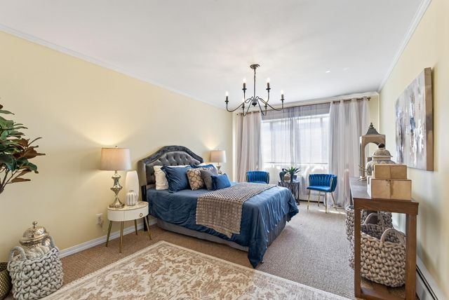 205 Barry Avenue S 306, Wayzata, MN 55391