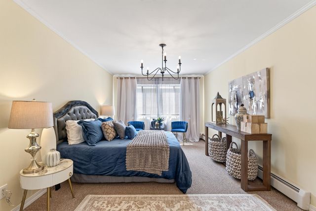 205 Barry Avenue S 306, Wayzata, MN 55391