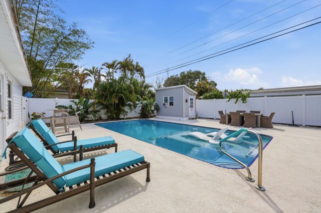 1516 Seabrook Road, Jupiter, FL 33469