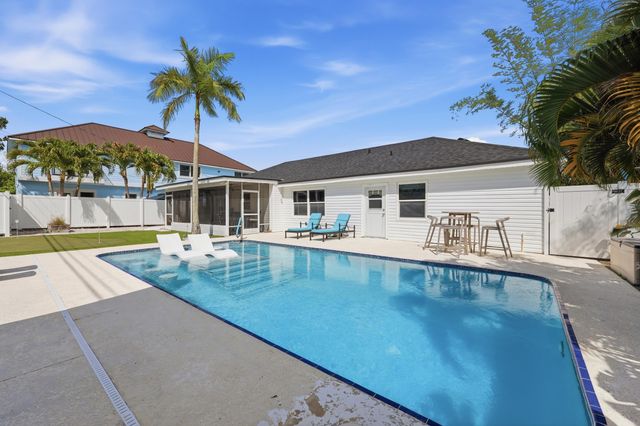 1516 Seabrook Road, Jupiter, FL 33469