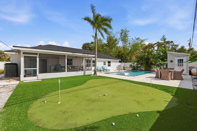 1516 Seabrook Road, Jupiter, FL 33469