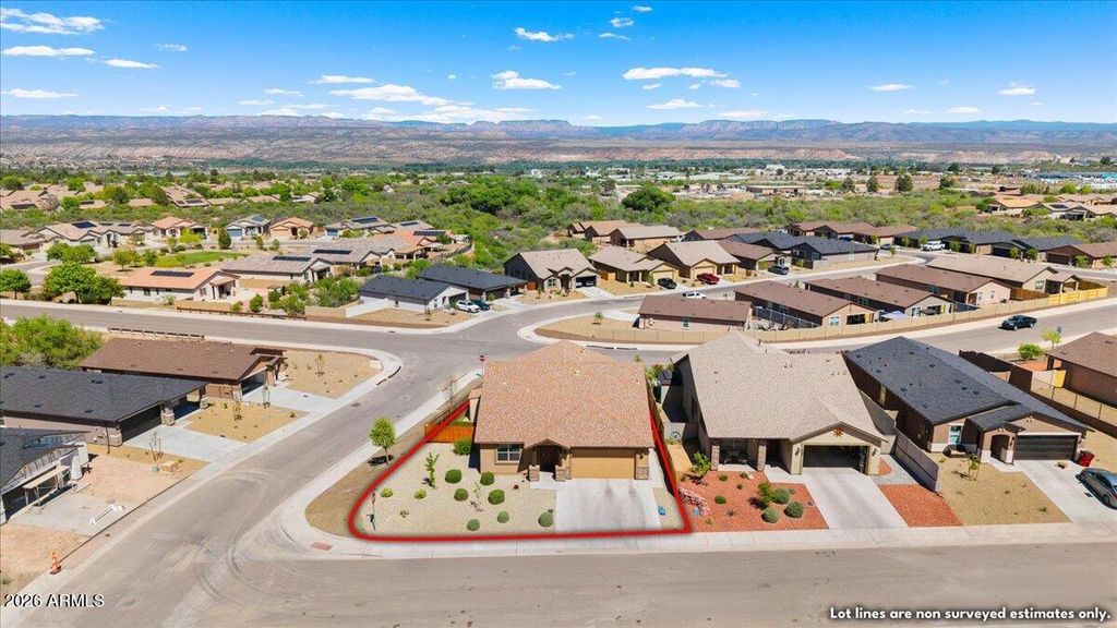 Image 8 of property listing at 559 CROSSBAR Lane, Cottonwood, AZ 86326