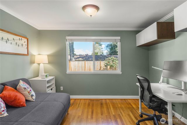 2012 168th Avenue, Bellevue, WA 98008