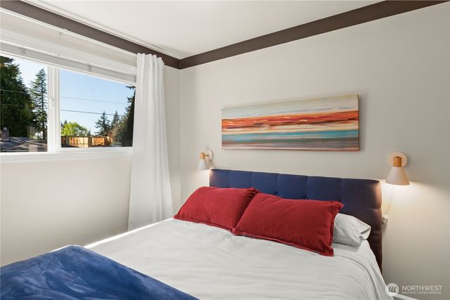 2012 168th Avenue, Bellevue, WA 98008