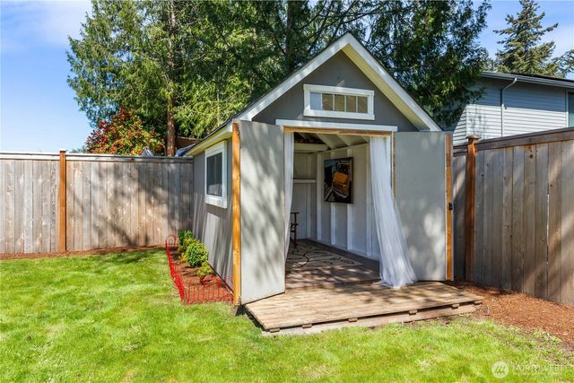 2012 168th Avenue, Bellevue, WA 98008