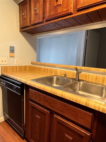 8101 Amelia Road 505, Houston, TX 77055