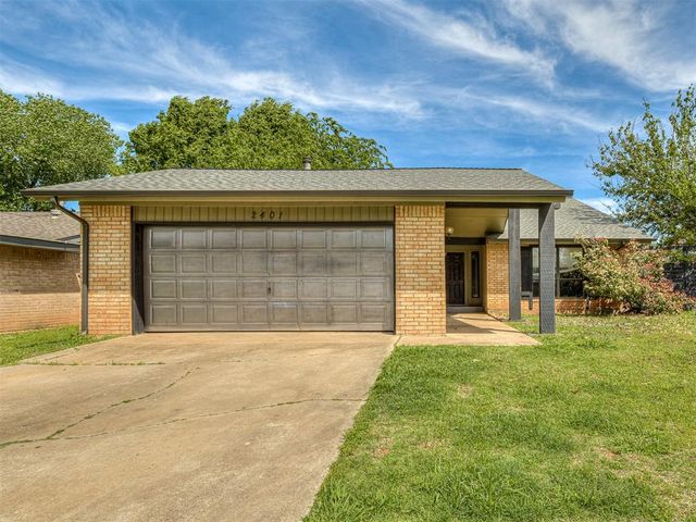 2401 Appleway Street, Edmond, OK 73013