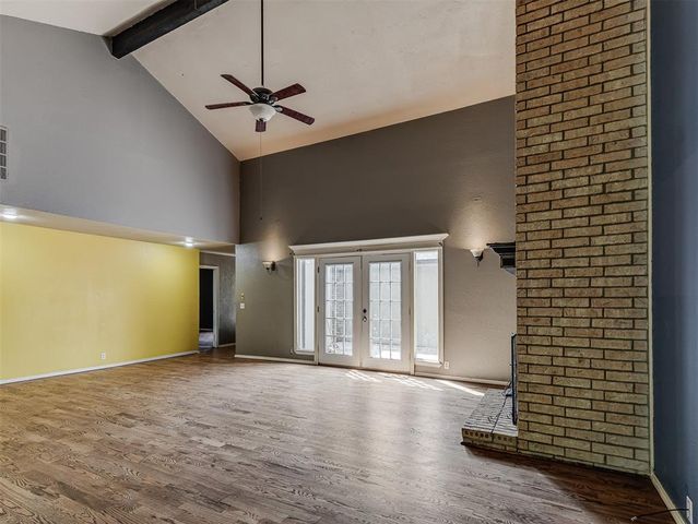 2401 Appleway Street, Edmond, OK 73013