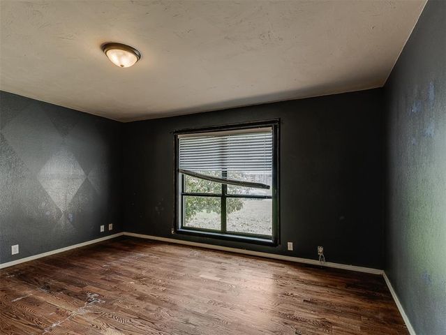 2401 Appleway Street, Edmond, OK 73013