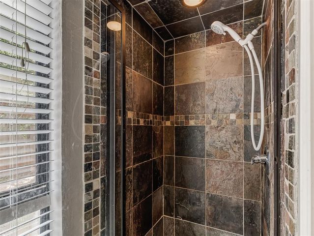 2401 Appleway Street, Edmond, OK 73013