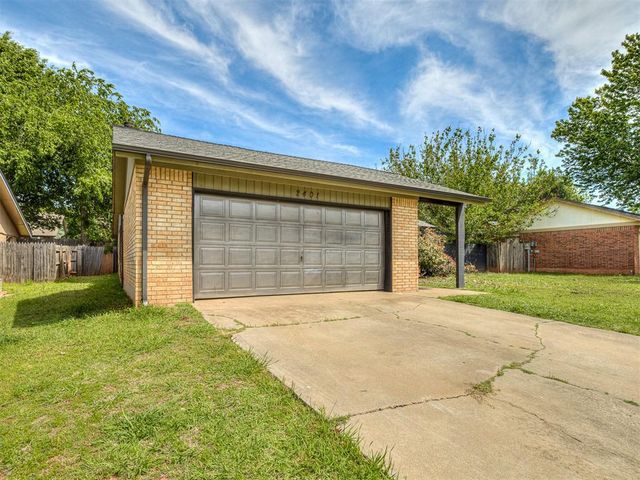 2401 Appleway Street, Edmond, OK 73013
