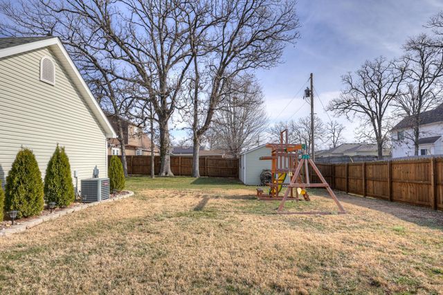 4516 W 27th Street, Joplin, MO 64804