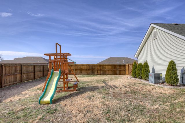 4516 W 27th Street, Joplin, MO 64804