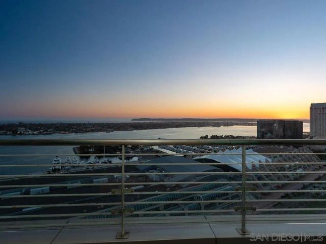 165 6th Ave 2803, San Diego, CA 92101