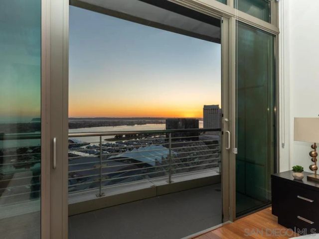 165 6th Ave 2803, San Diego, CA 92101