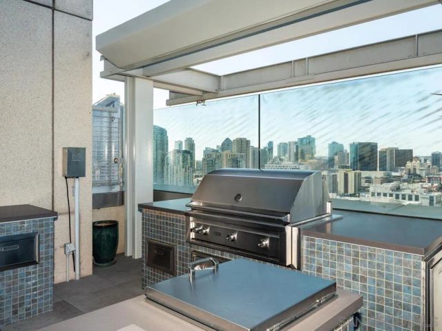 165 6th Ave 2803, San Diego, CA 92101