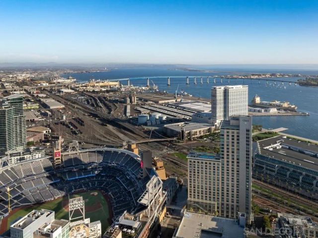 165 6th Ave 2803, San Diego, CA 92101