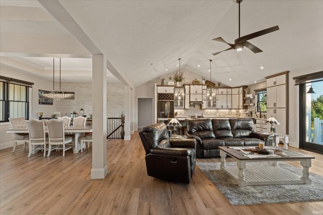 26620 Boulder Crest Court, South Bend, IN 46628