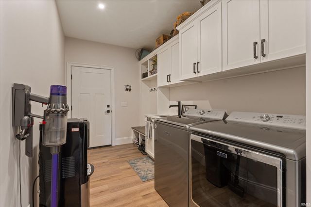 26620 Boulder Crest Court, South Bend, IN 46628