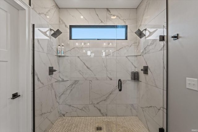 26620 Boulder Crest Court, South Bend, IN 46628
