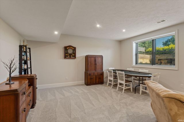 26620 Boulder Crest Court, South Bend, IN 46628