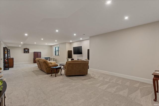 26620 Boulder Crest Court, South Bend, IN 46628