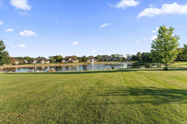 26620 Boulder Crest Court, South Bend, IN 46628