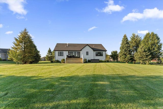 26620 Boulder Crest Court, South Bend, IN 46628