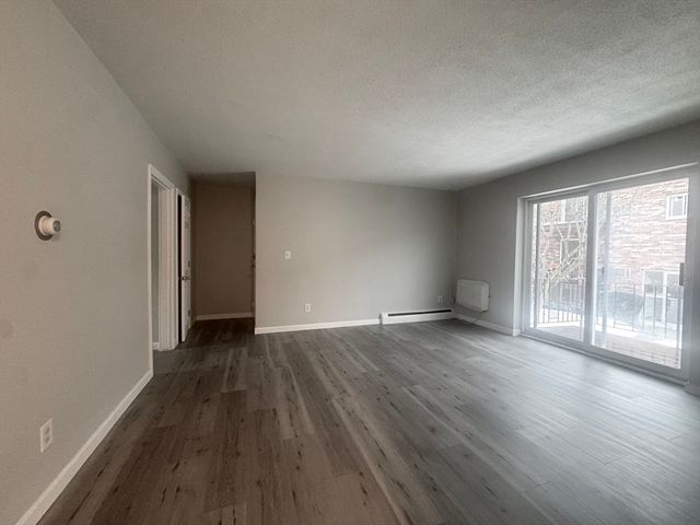 23 Westgate 4, Boston, MA 02132