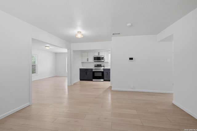 258 Antrim Dr, San Antonio, TX 78218