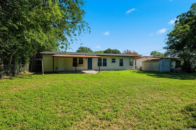 258 Antrim Dr, San Antonio, TX 78218