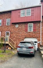 303 Timberglen Dr, Imperial, PA 15126