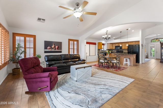 935 W GASCON Road, San Tan Valley, AZ 85143