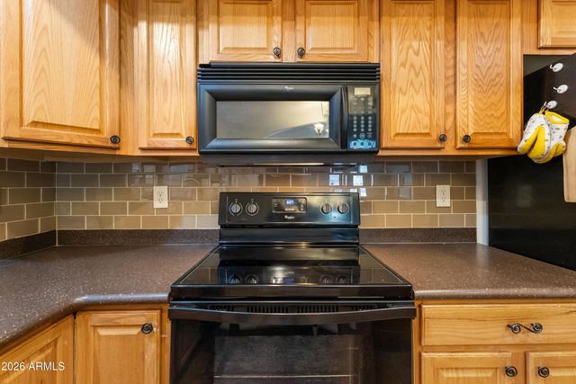 935 W GASCON Road, San Tan Valley, AZ 85143