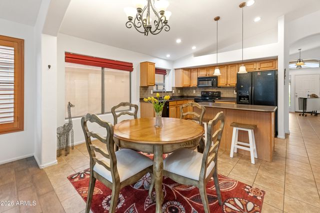 935 W GASCON Road, San Tan Valley, AZ 85143