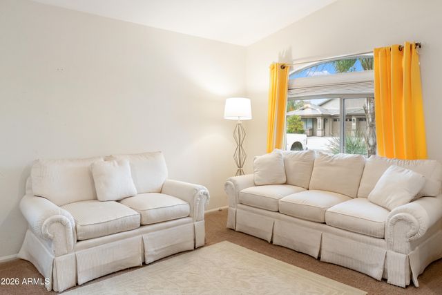 935 W GASCON Road, San Tan Valley, AZ 85143