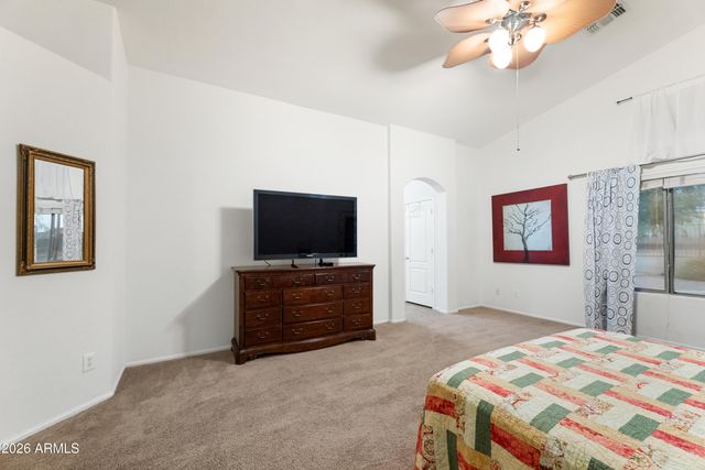 935 W GASCON Road, San Tan Valley, AZ 85143