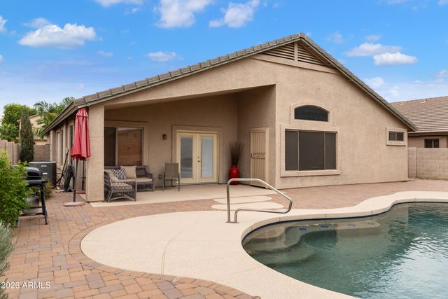935 W GASCON Road, San Tan Valley, AZ 85143