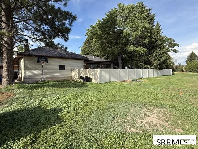 1295 Canyon Avenue, Idaho Falls, ID 83402