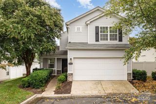 9341 Meadowmont View Drive, Charlotte, NC 28269
