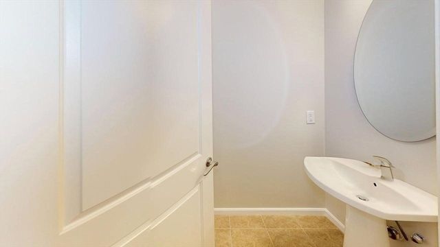 62 Mariners Way 210, Plymouth, MA 02360