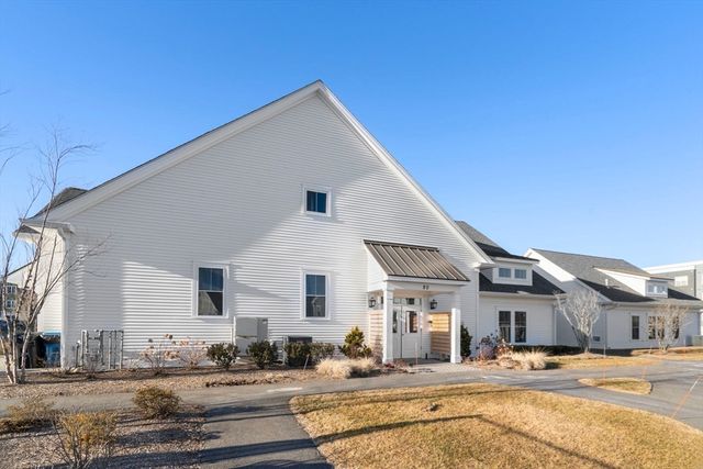 62 Mariners Way 210, Plymouth, MA 02360