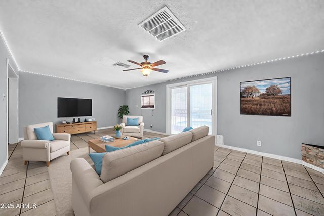 3221 W SELLS Drive, Phoenix, AZ 85017