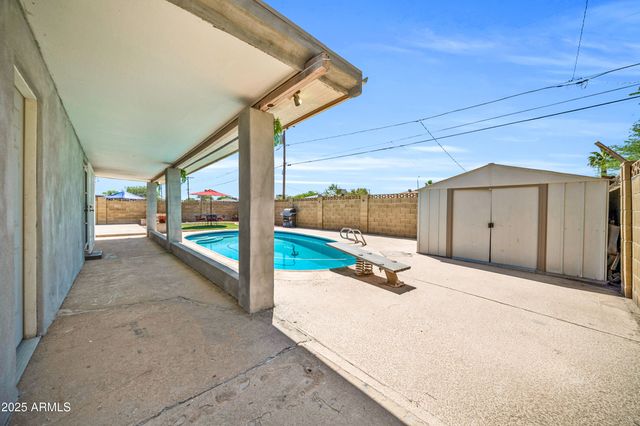 3221 W SELLS Drive, Phoenix, AZ 85017